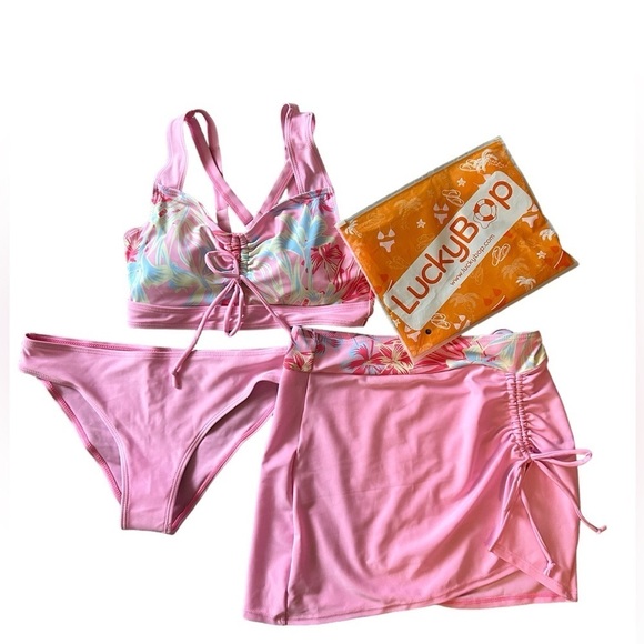 5/$25 LuckyBop three piece swimwear in pink floral pattern size small - Picture 2 of 10